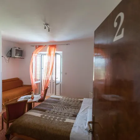 Πανσιόν Storelli Lopud